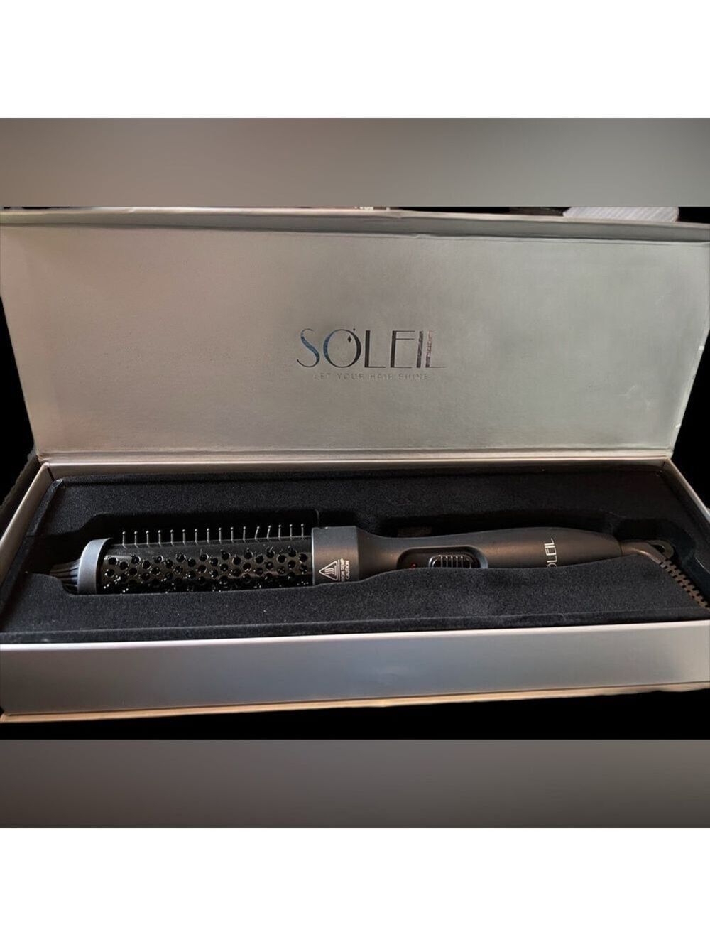 NIB Soleil Professional Thermal Brush 1 1/2” in Black